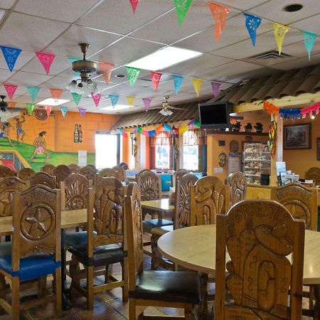 Knights Inn Brenham Exterior foto